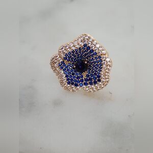 Elegant Blue and Rose Gold Color Flower Ring